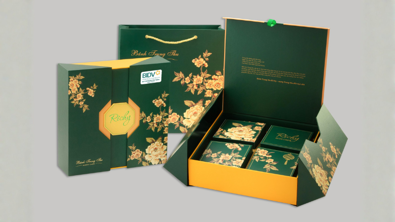 Logo tạo điểm nhấn cho qu&agrave; Trung Thu doanh nghiệp