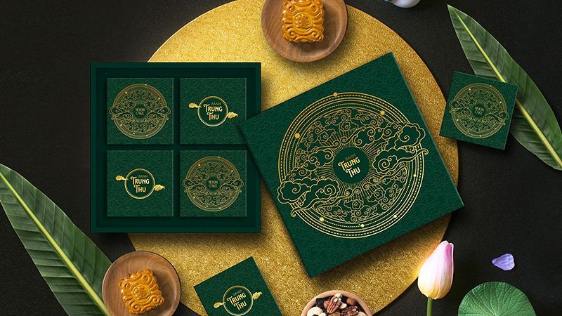 Mẫu hộp 4 b&aacute;nh Trung Thu cao cấp chất liệu carton lạnh &eacute;p kim logo v&agrave;ng nhũ